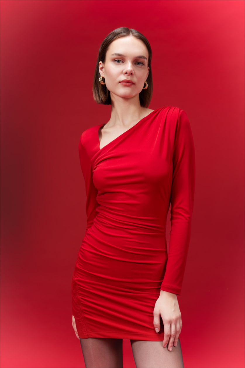 FEMME Rouge Foncé Mini Robe Rouge Bodycon Col Bateau à Manches Courtes