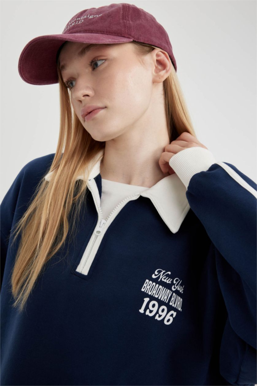 Kadın Lacivert Fermuarlı Polo Yaka Baskılı Crop Sweatshirt