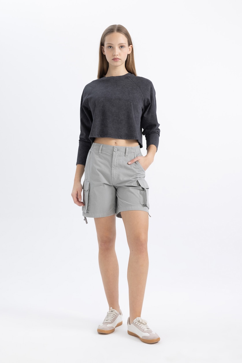 حريمي أنثرا Loose Fit Long Sleeve T-Shirt