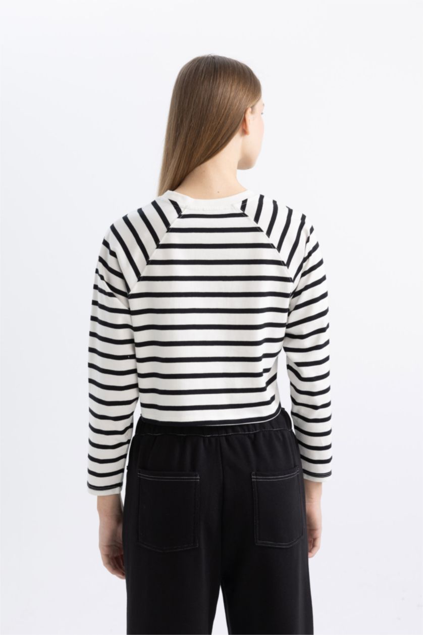Kadın Kırık Beyaz Loose Fit Bisiklet Yaka Çizgili Uzun Kollu Tişört