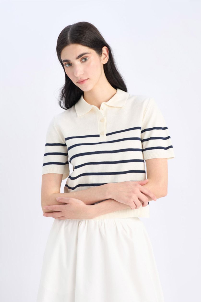 Kadın Ekru Regular Fit Polo Yaka Çizgili Kısa Kollu Triko Tişört