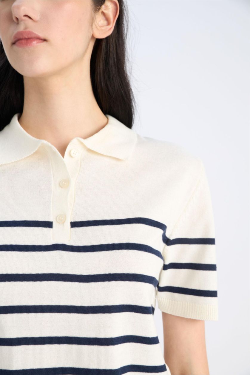 Kadın Ekru Regular Fit Polo Yaka Çizgili Kısa Kollu Triko Tişört