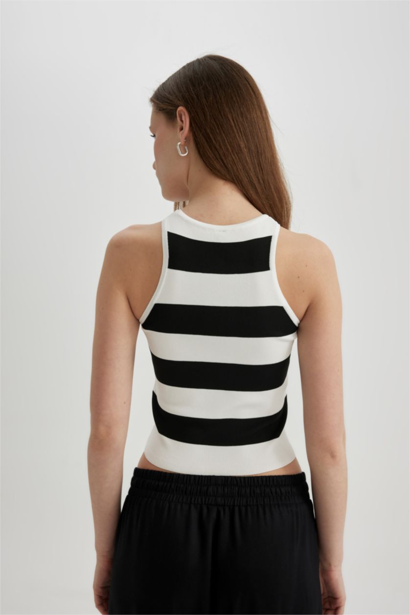 Kadın Ekru Fitted Çizgili Halter Yaka Triko Atlet