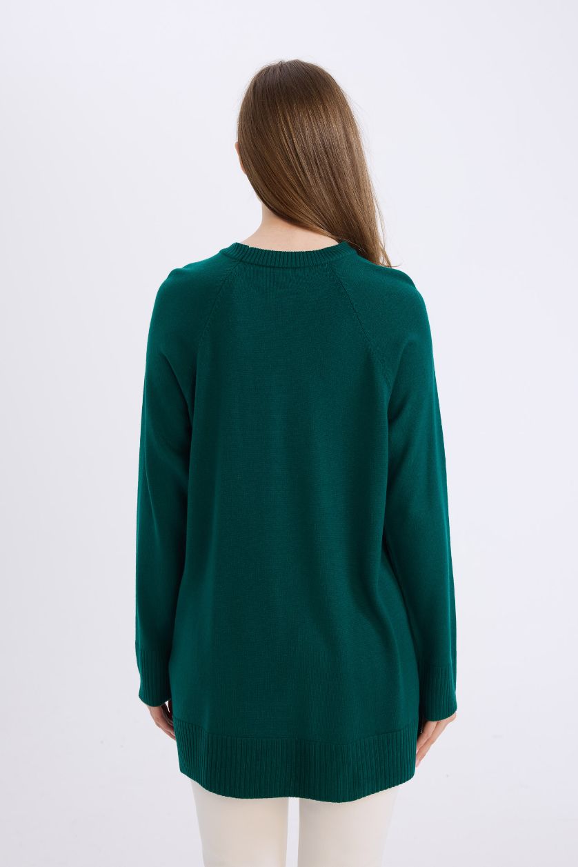 WOMAN Green Regular Fit Crew Neck Basic Knit Tunic