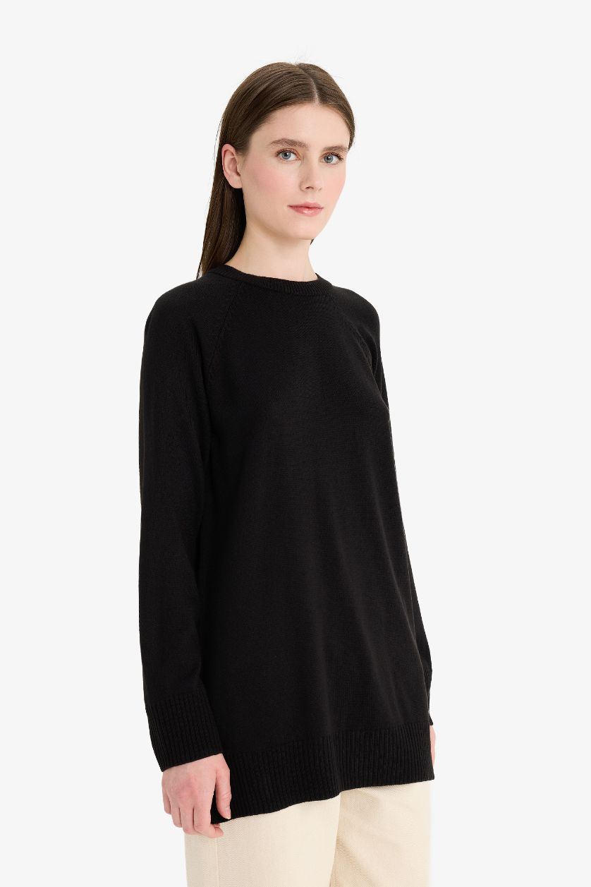 WOMAN Black Regular Fit Crew Neck Basic Tunic Pullover
