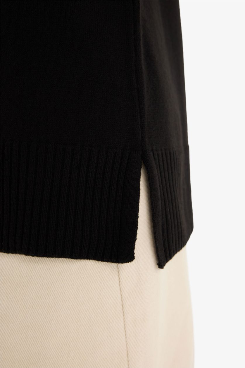 WOMAN Black Regular Fit Crew Neck Basic Tunic Pullover