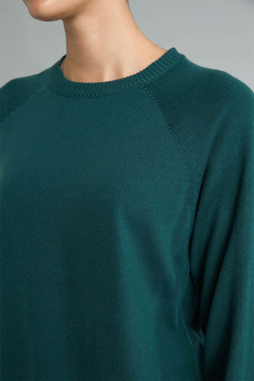WOMAN Green Regular Fit Knitted Crew Neck Tunic