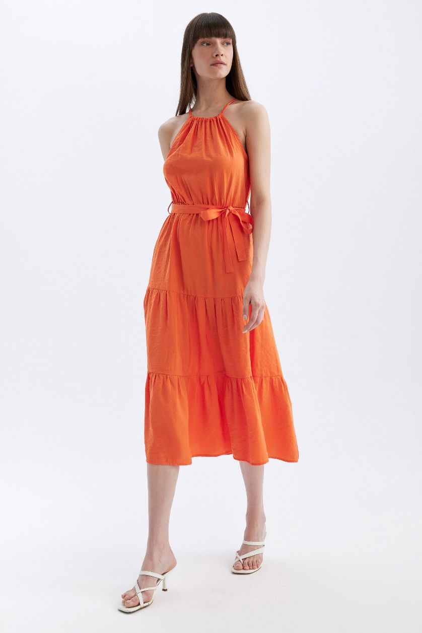 Kadın Kırmızı Halter Yaka Kuşaklı Kolsuz Midi Elbise