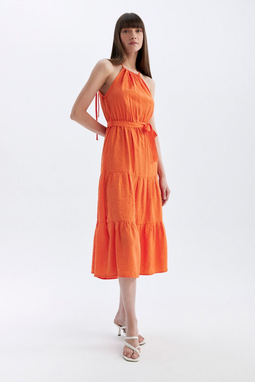 Kadın Kırmızı Halter Yaka Kuşaklı Kolsuz Midi Elbise