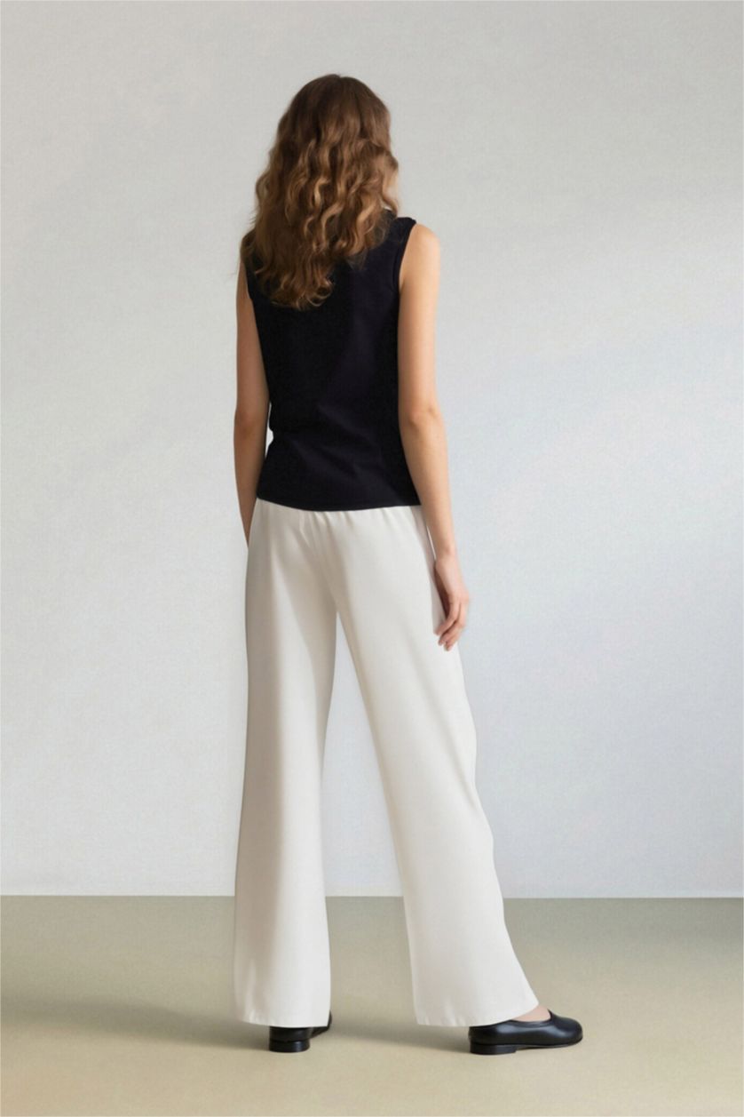 نساء اوف وايت بنطرون من مزيج الكتان وايد ليج