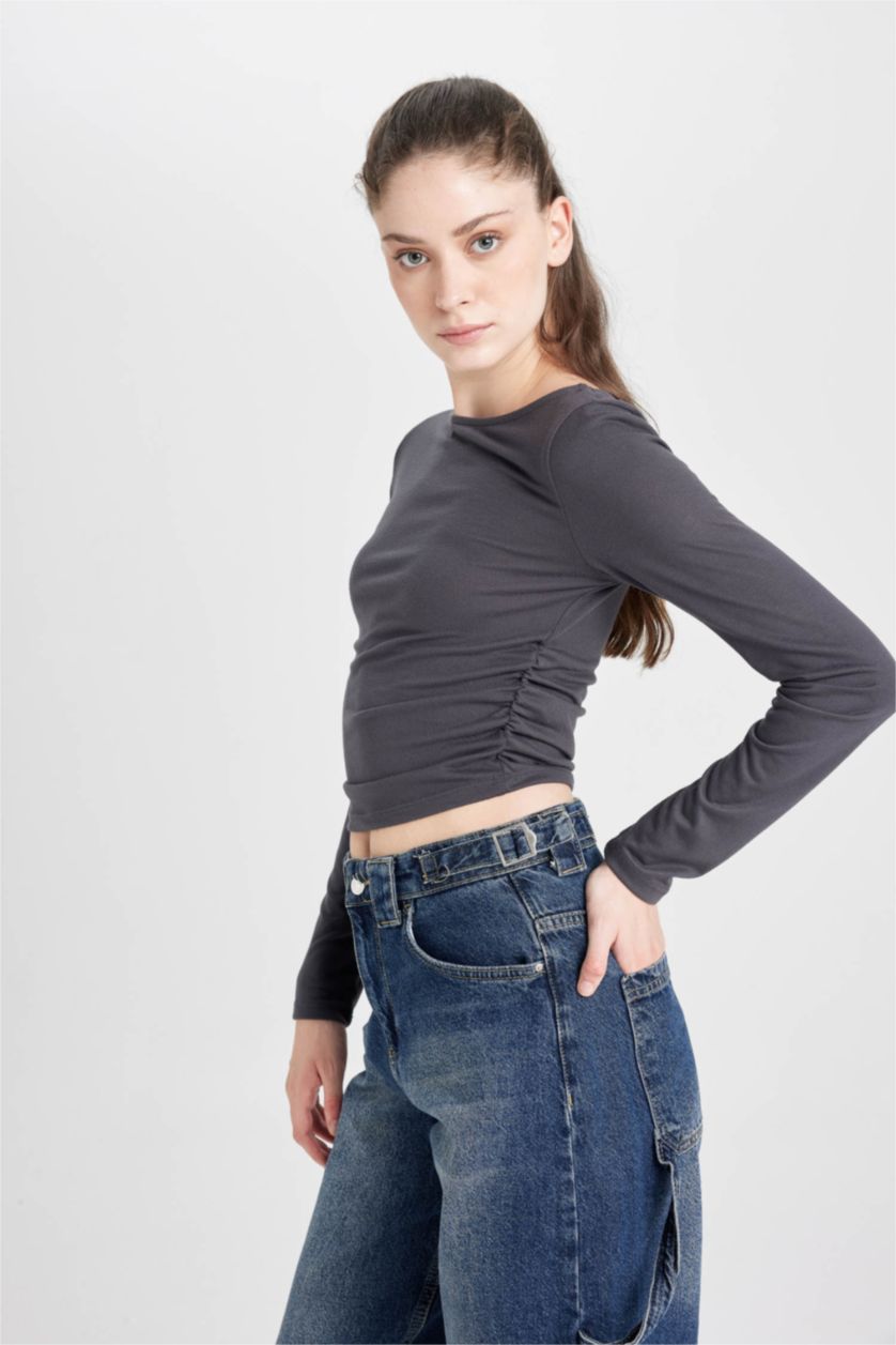 Kadın Antrasit Fitted Vücuda Oturan Kayık Yaka Basic Düz Uzun Kollu Tişört