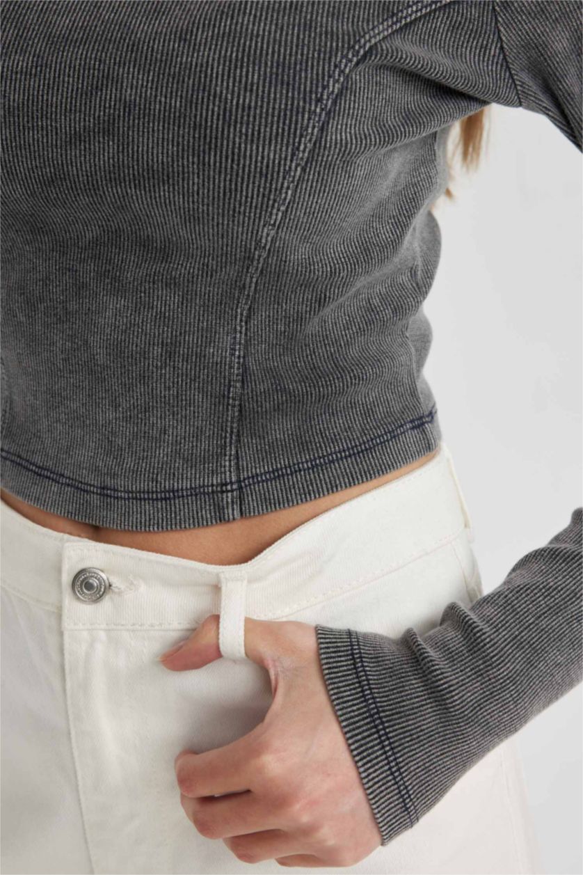 حريمي أنثرا تيشيرت كم طويل سليم فيت مضلع بتأثير باهت