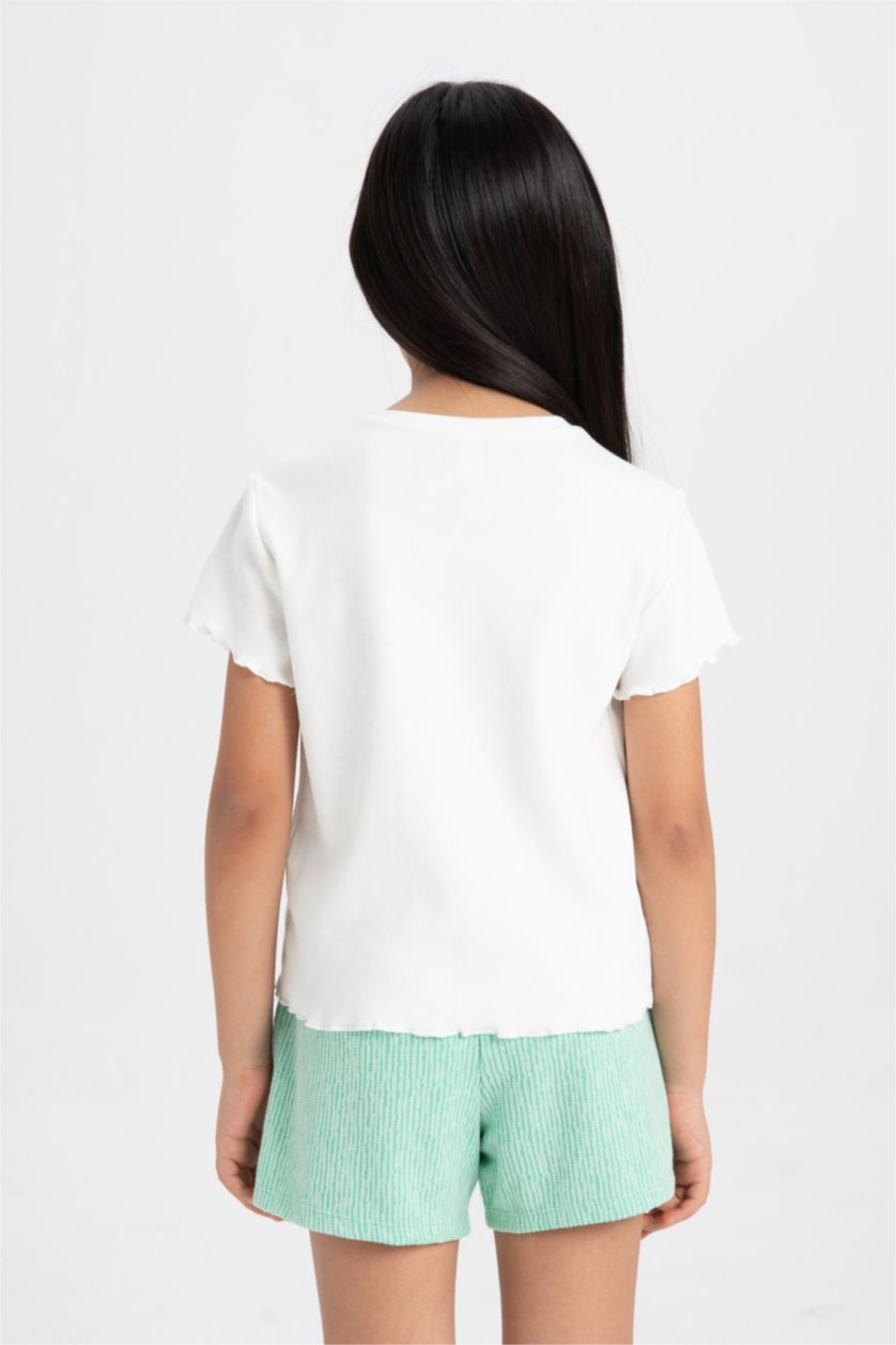 بنات بيج فاتح تيشيرت مخطط بناتي سليم فيت نص ردن