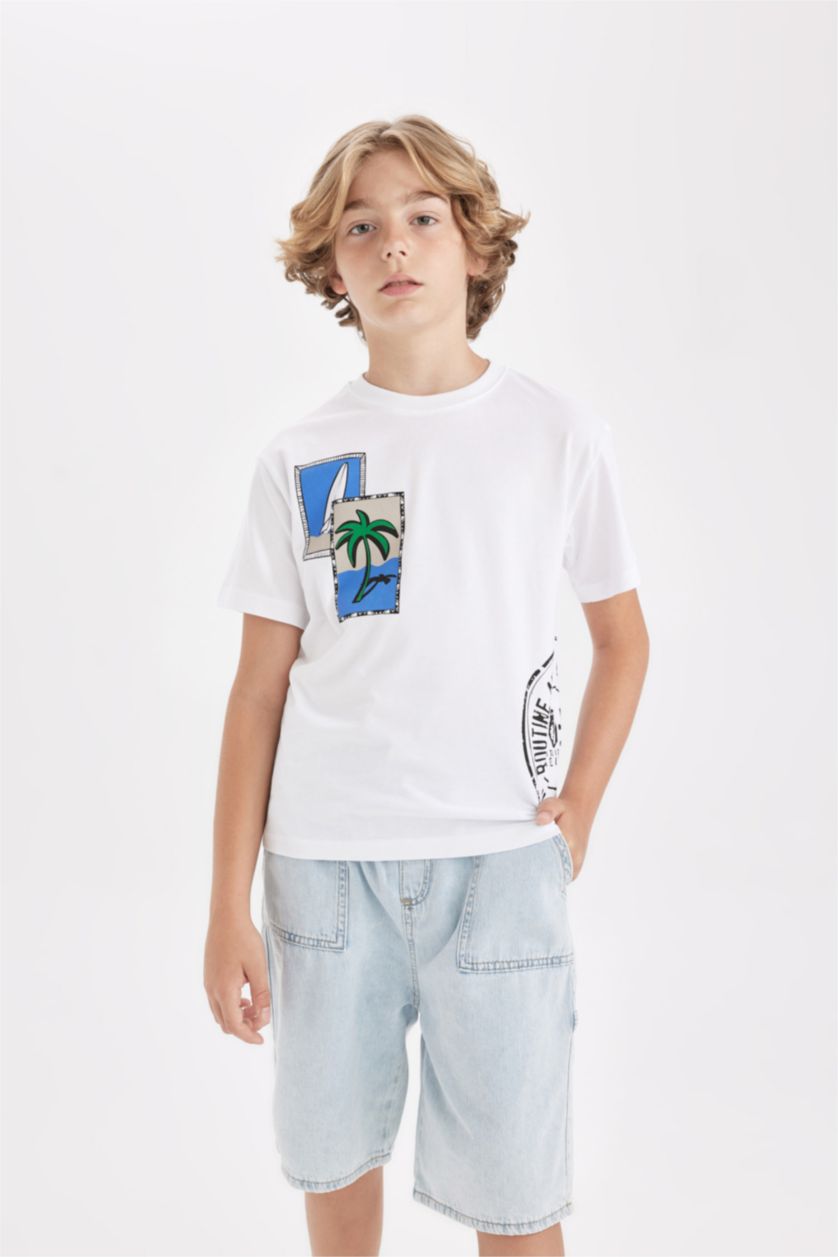 Boys & Teens White Boy Regular Fit Crew Neck Printed T-Shirt