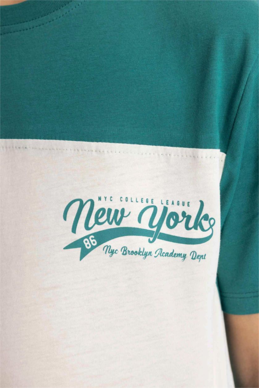 Erkek Çocuk - Genç Erkek Yeşil Bisiklet Yaka Renk Bloklu Baskılı Kısa Kollu Tişört Erkek Çocuk