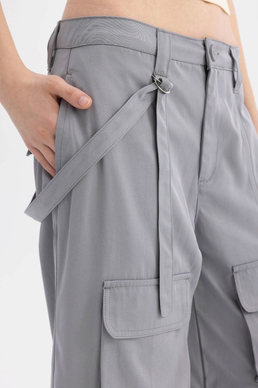 Kadın Açık Gri Coool Wide Leg Normal Bel Pantolon Kargo Cepli Basıc
