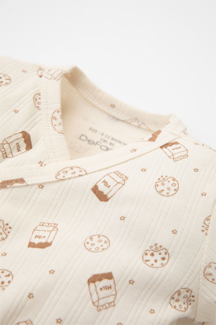 طفلة صغيرة اوف وايت جمبسوت بيبي اولادي حديثي الولادة مطبوع