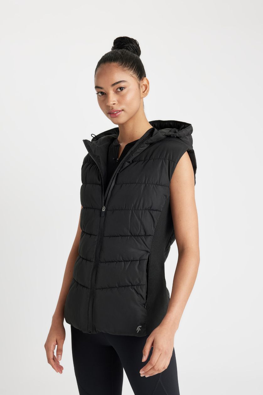 Kadın Siyah Su Geçirmez Şişme Yelek Rüzgar Geçirmez Slim Fit Dar Kesim Kapüşonlu Fermuarlı Cepli