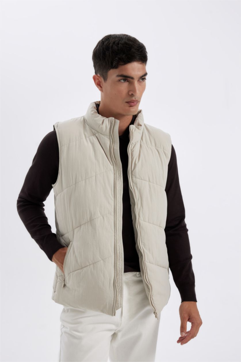 Ерлер Сұр биік жаға Жилет