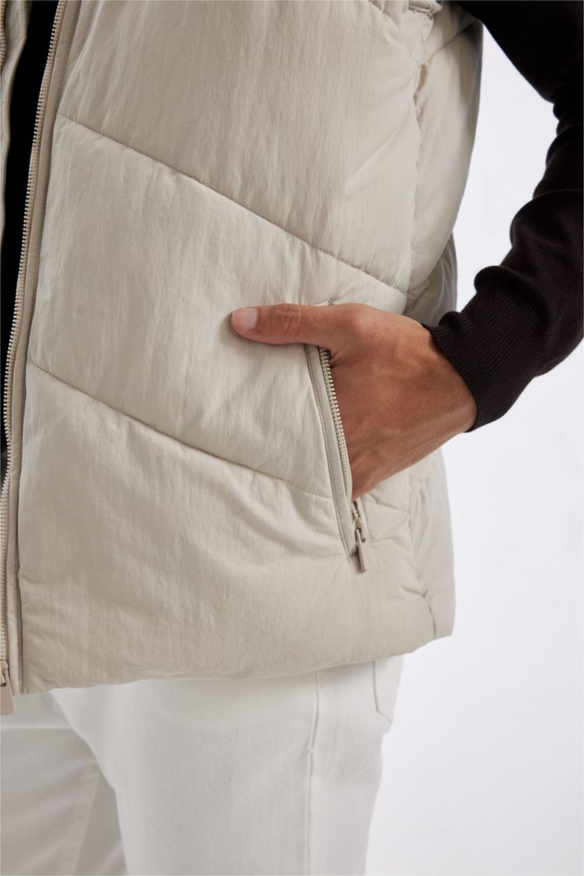 Ерлер Сұр биік жаға Жилет