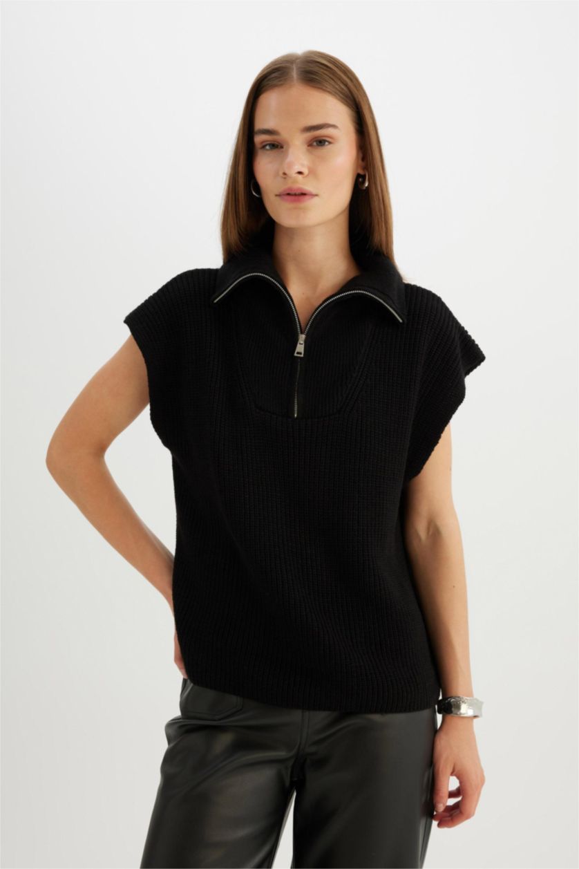 Kadın Siyah Relax Fit Fermuarlı Dik Yaka Selanik Kumaş Siyah Triko Süveter