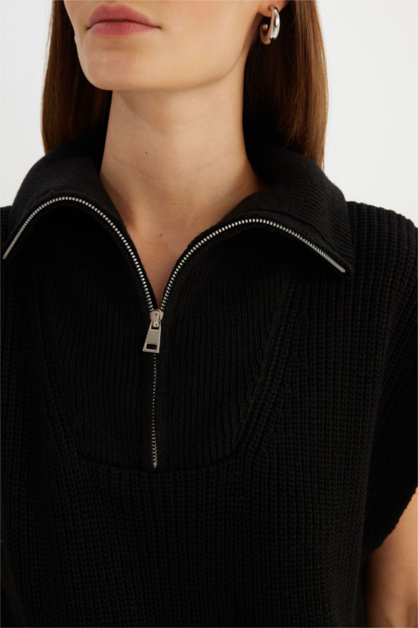 Kadın Siyah Relax Fit Fermuarlı Dik Yaka Selanik Kumaş Siyah Triko Süveter