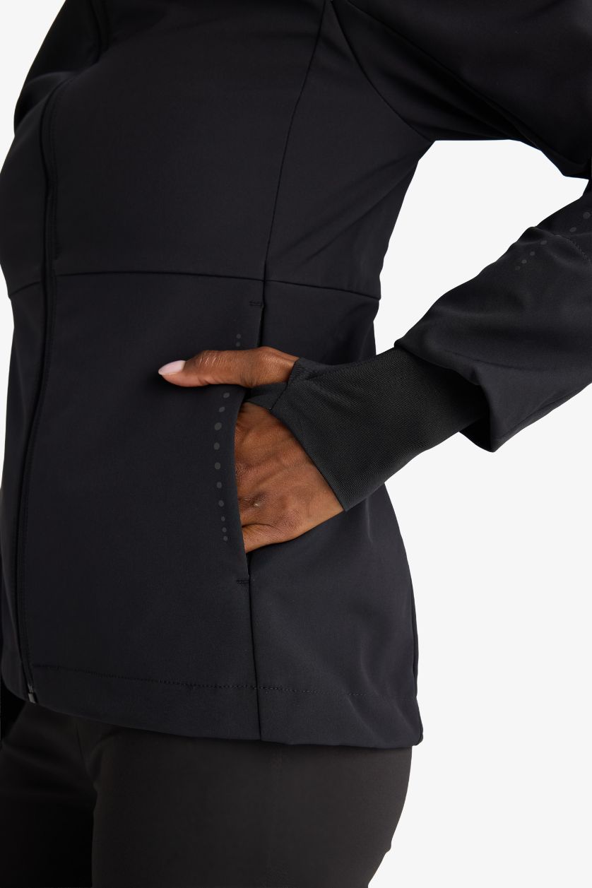 Kadın Siyah Su İtici Softshell Slim Fit Dar Kesim Kapüşonlu Fermuarlı Cepli Mevsimlik Yağmurluk