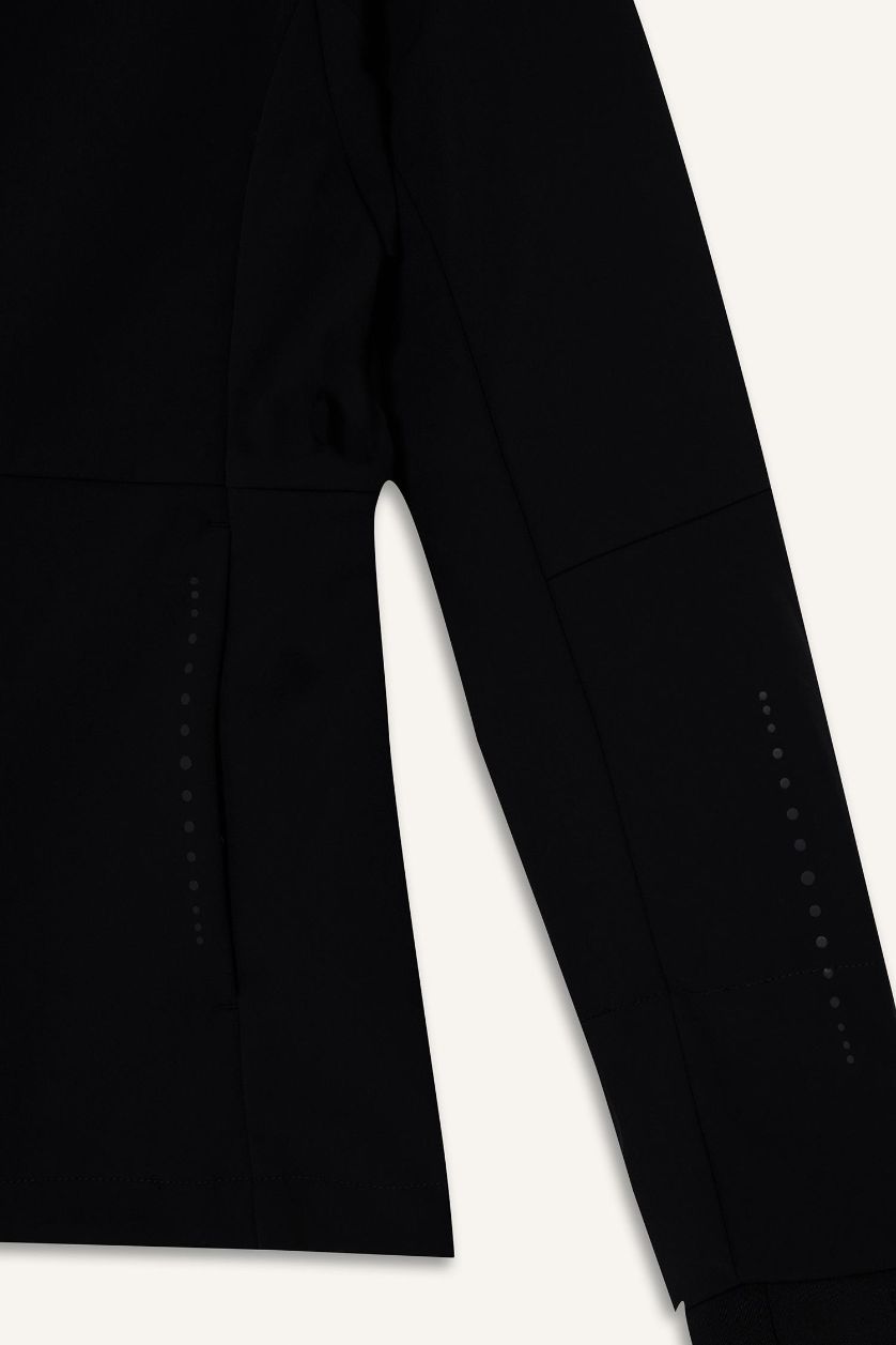 Kadın Siyah Su İtici Softshell Slim Fit Dar Kesim Kapüşonlu Fermuarlı Cepli Mevsimlik Yağmurluk