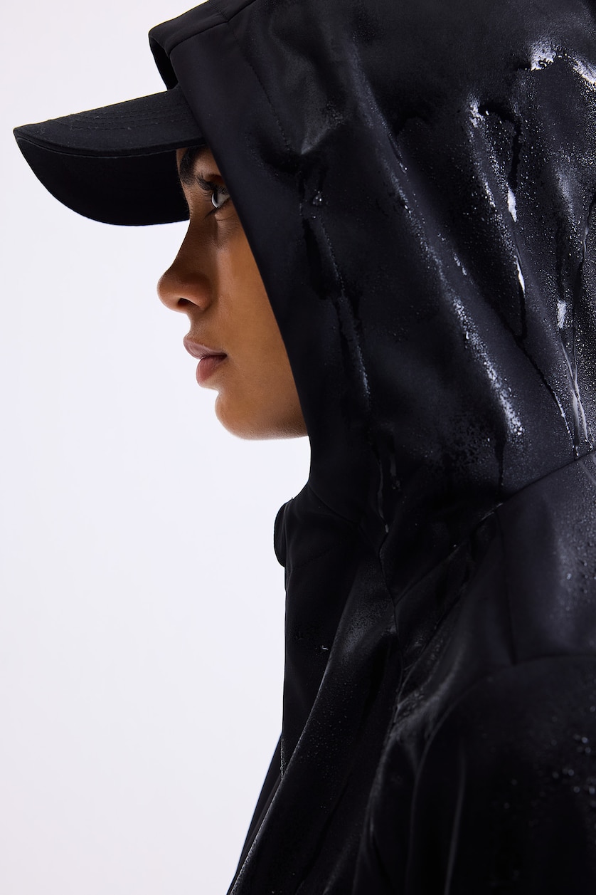 Woman Black Slim Fit Hooded Zip-Up Softshell Jacket