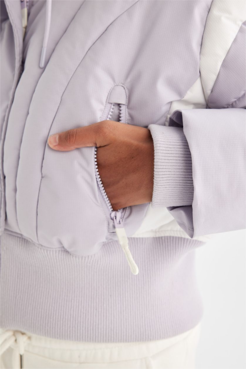 Kadın Lila Su İtici Rüzgar Geçirmez Şişme Crop Gizli Kapüşonlu Fermuarlı Cepli Sıcak Tutan Mont