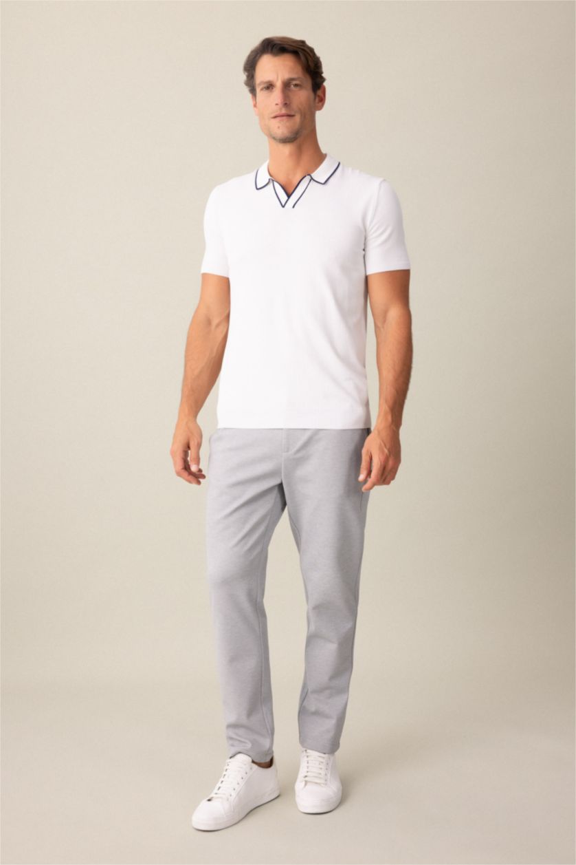 HOMME Écru T-Shirt Polo en Tricot à Coupe Moderne