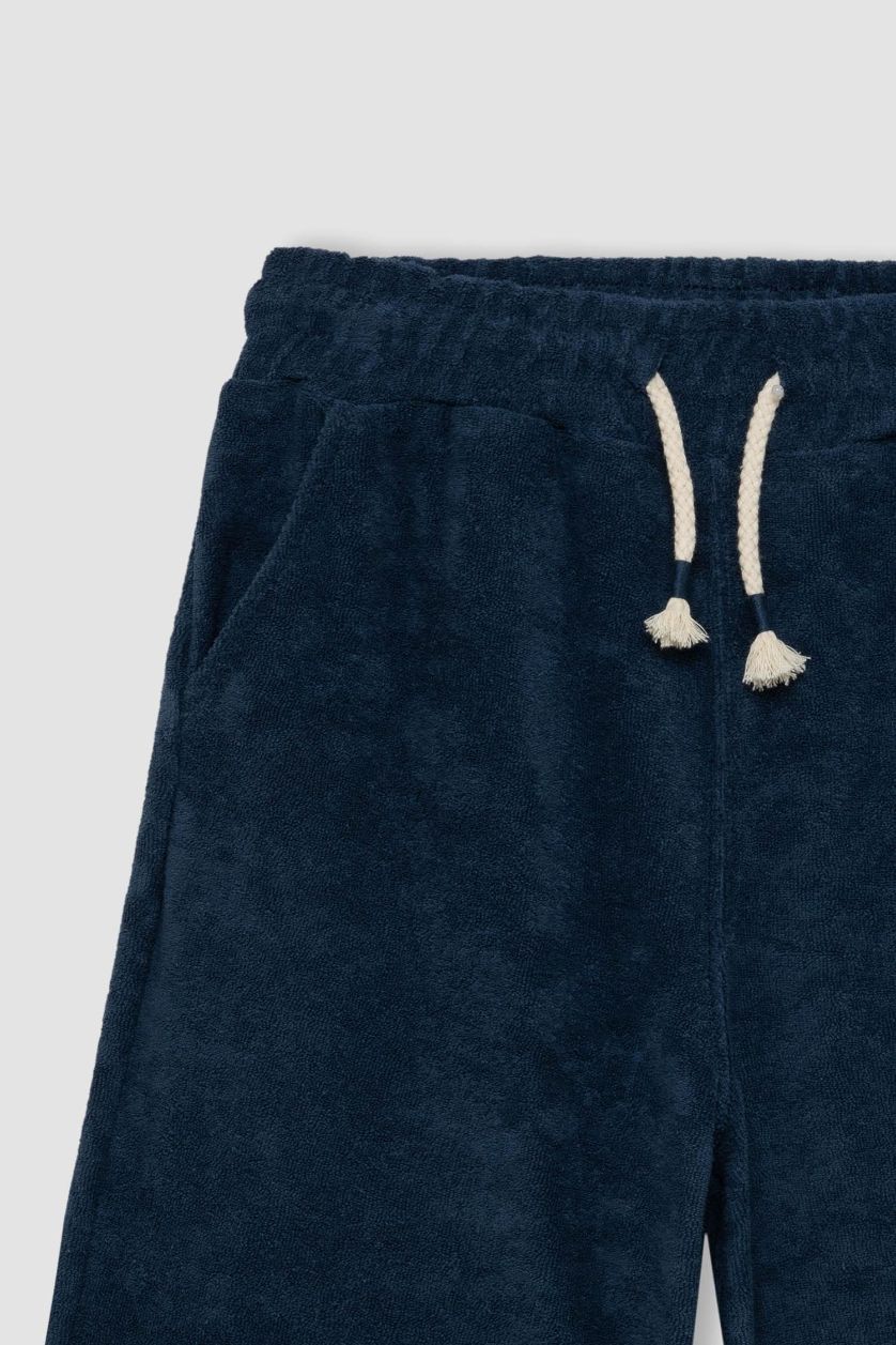 أولادي نيلي شورت اولادي من قماش المنشفة قصة عادية