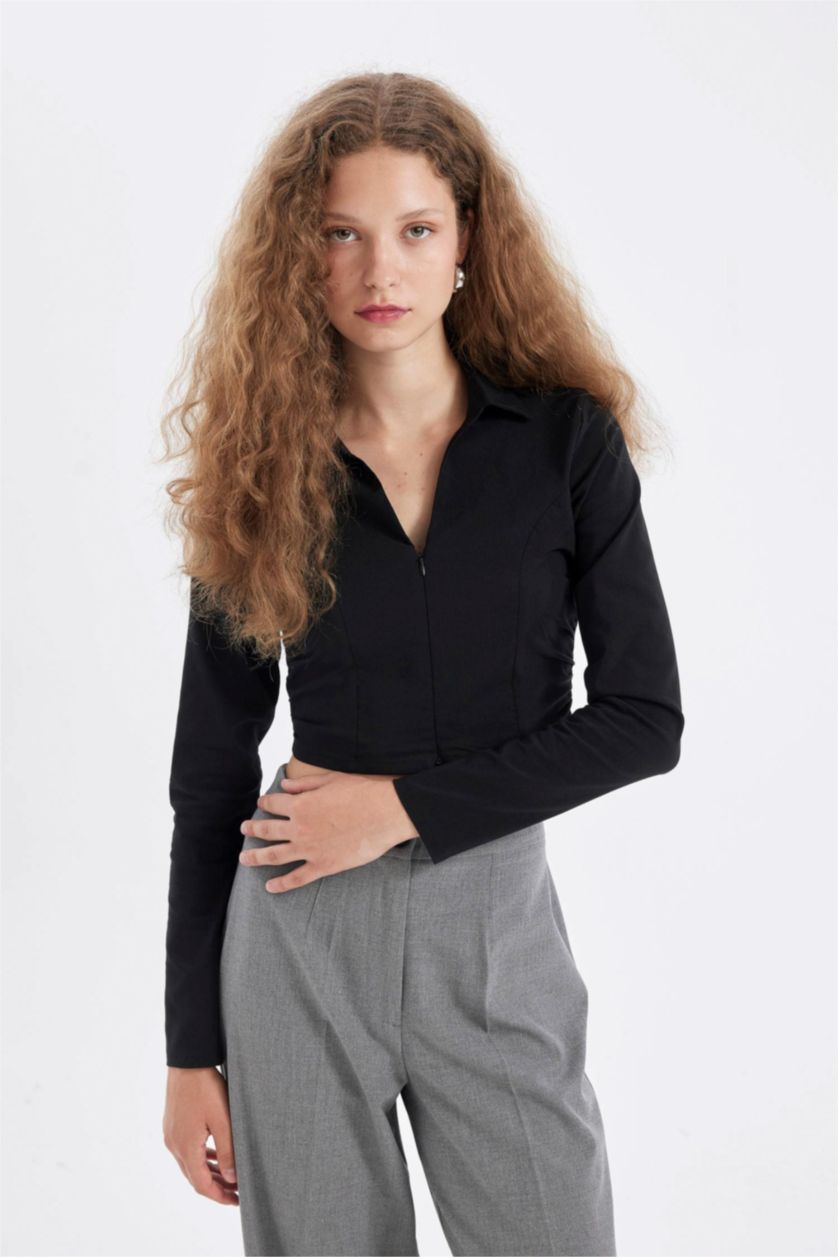 Kadın Siyah Siyah Fitted Vücuda Oturan Gömlek Yaka Fermuarlı Bengalin Uzun Kollu Crop Basic Düz Bluz