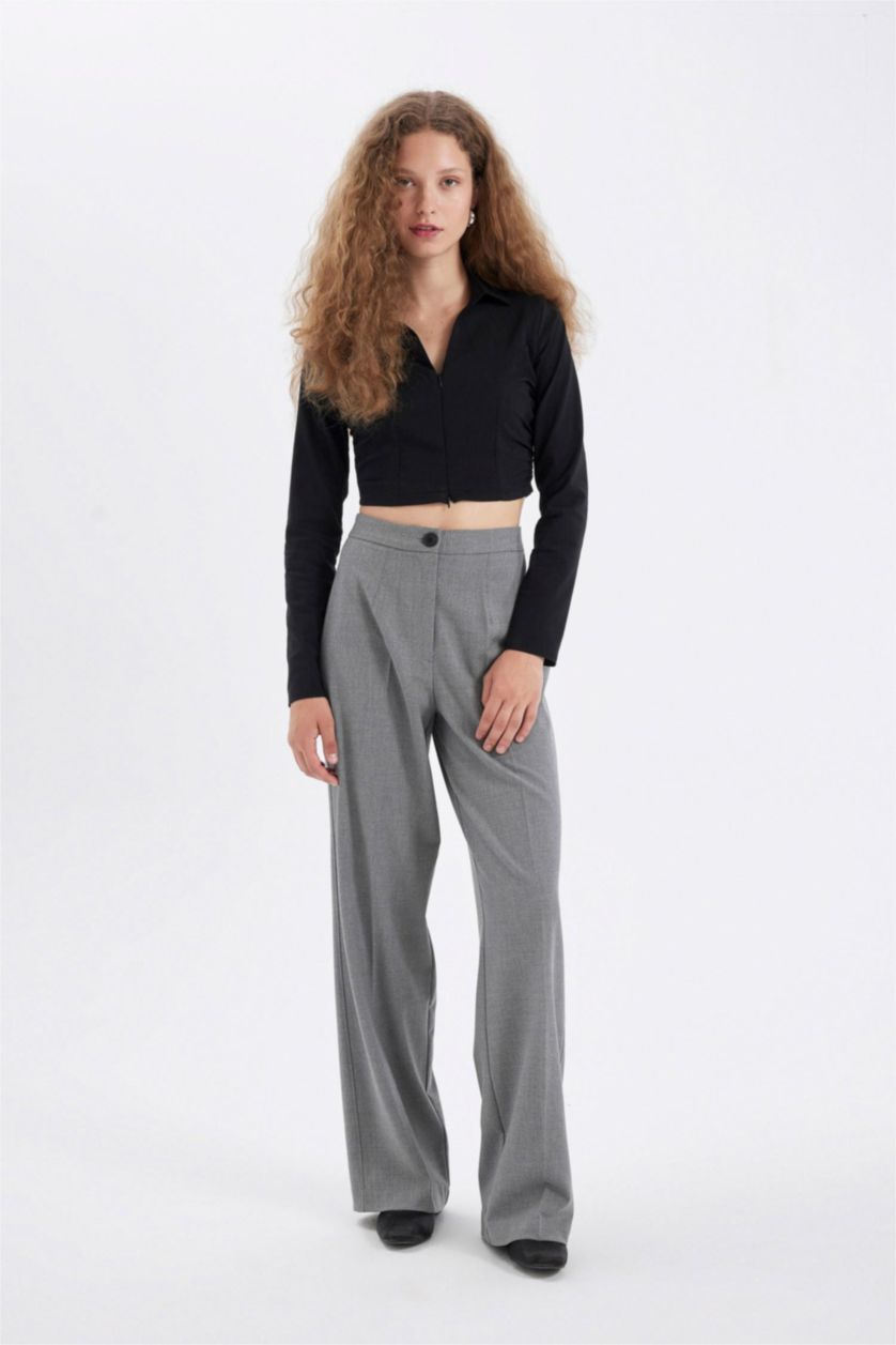 Kadın Siyah Siyah Fitted Vücuda Oturan Gömlek Yaka Fermuarlı Bengalin Uzun Kollu Crop Basic Düz Bluz