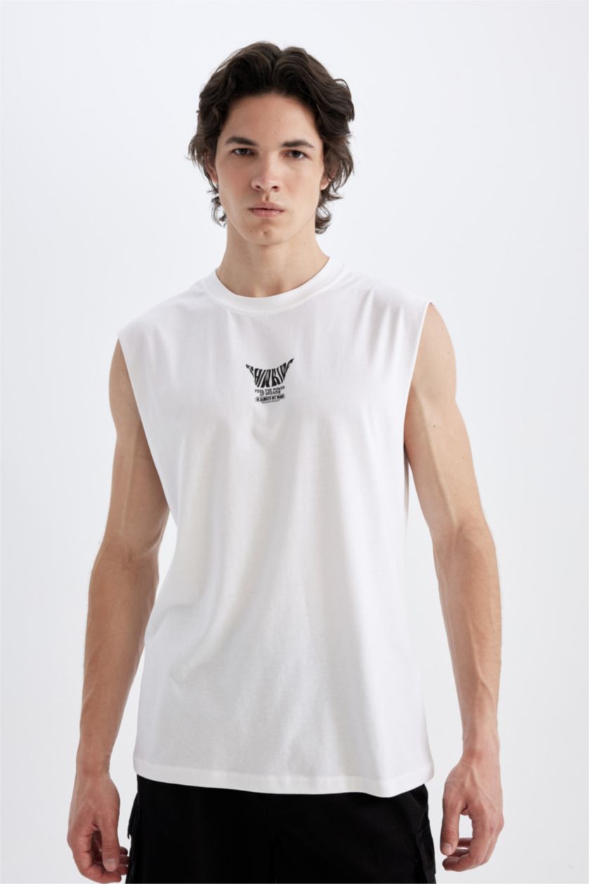 Man White Boxy Fit Printed Crew Neck Sleeveless T-Shirt