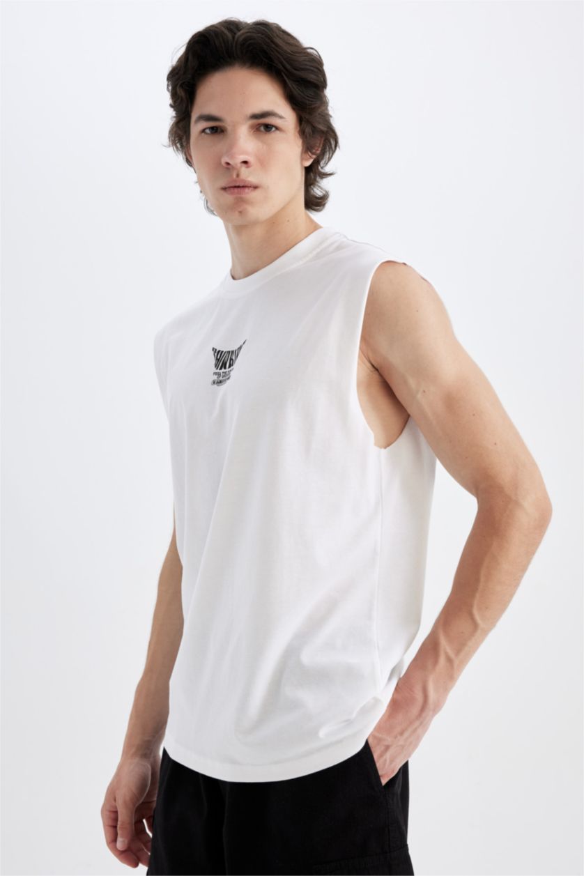 Man White Boxy Fit Printed Crew Neck Sleeveless T-Shirt