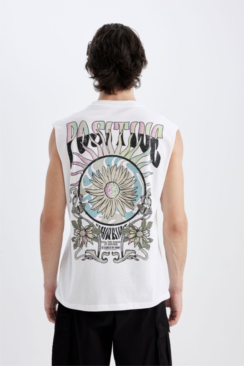 Man White Boxy Fit Printed Crew Neck Sleeveless T-Shirt