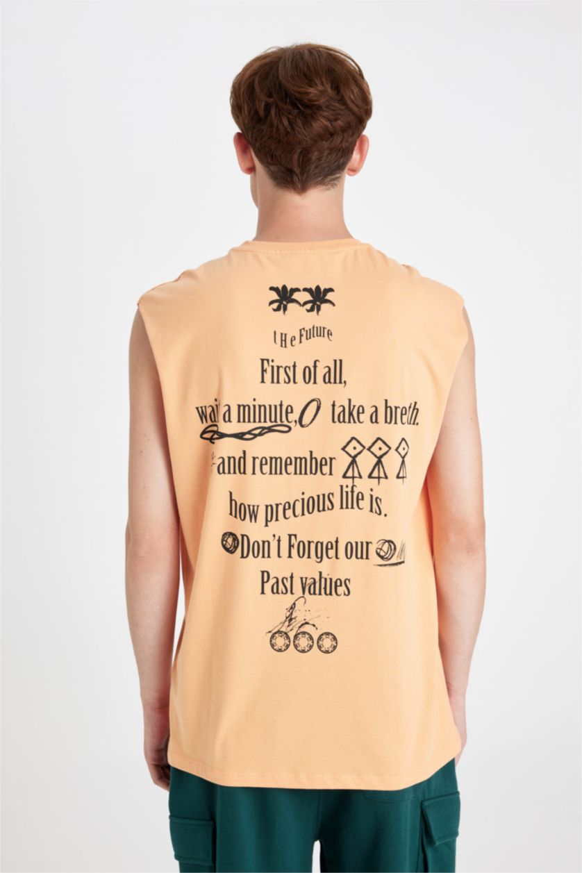 Man Salmon Boxy Fit Printed Crew Neck Tank Top