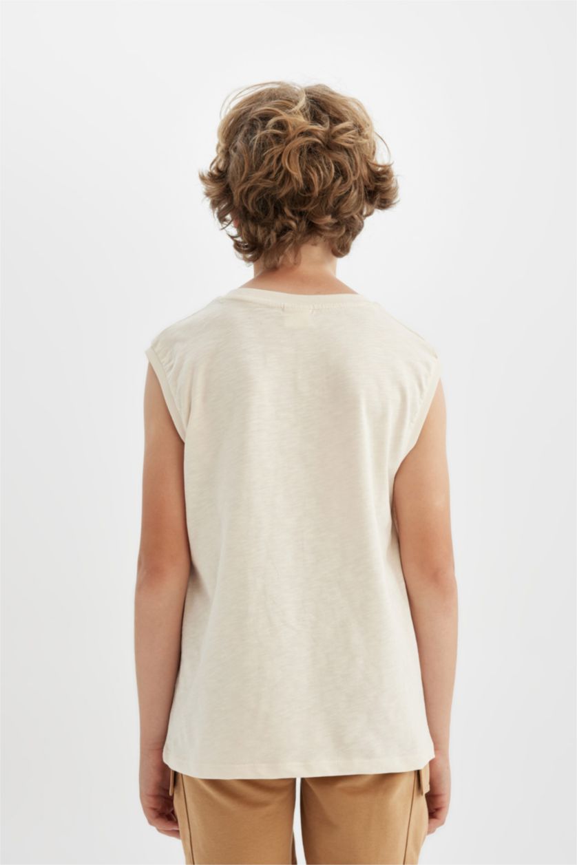 أولاد بيج فاتح تيشيرت كت ولادي قصة عادية بدون ردن