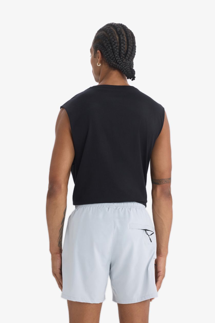 رجال رمادي فاتح شورت سباحة قصير قصة عادية من DeFactoFit