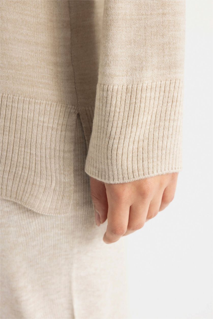 WOMAN Beige Regular Fit Crew Neck Pullover Tunic