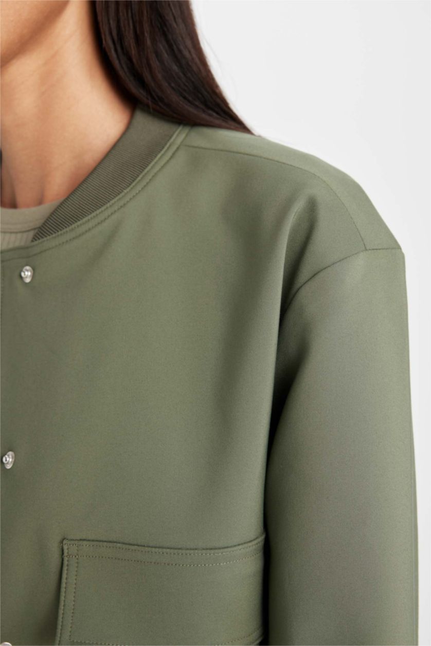 Женщины Хаки Блейзер короткий с круглым вырезом