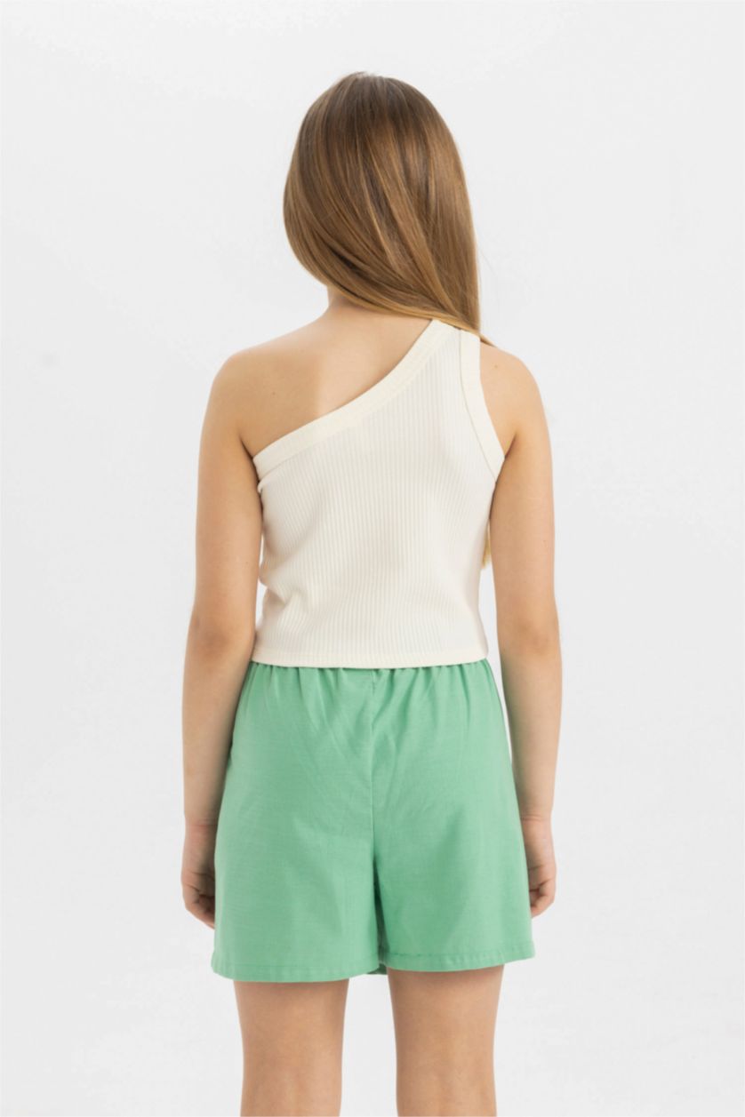 بنات بيج فاتح فانيلة بناتي سليم فيت بكتف واحد