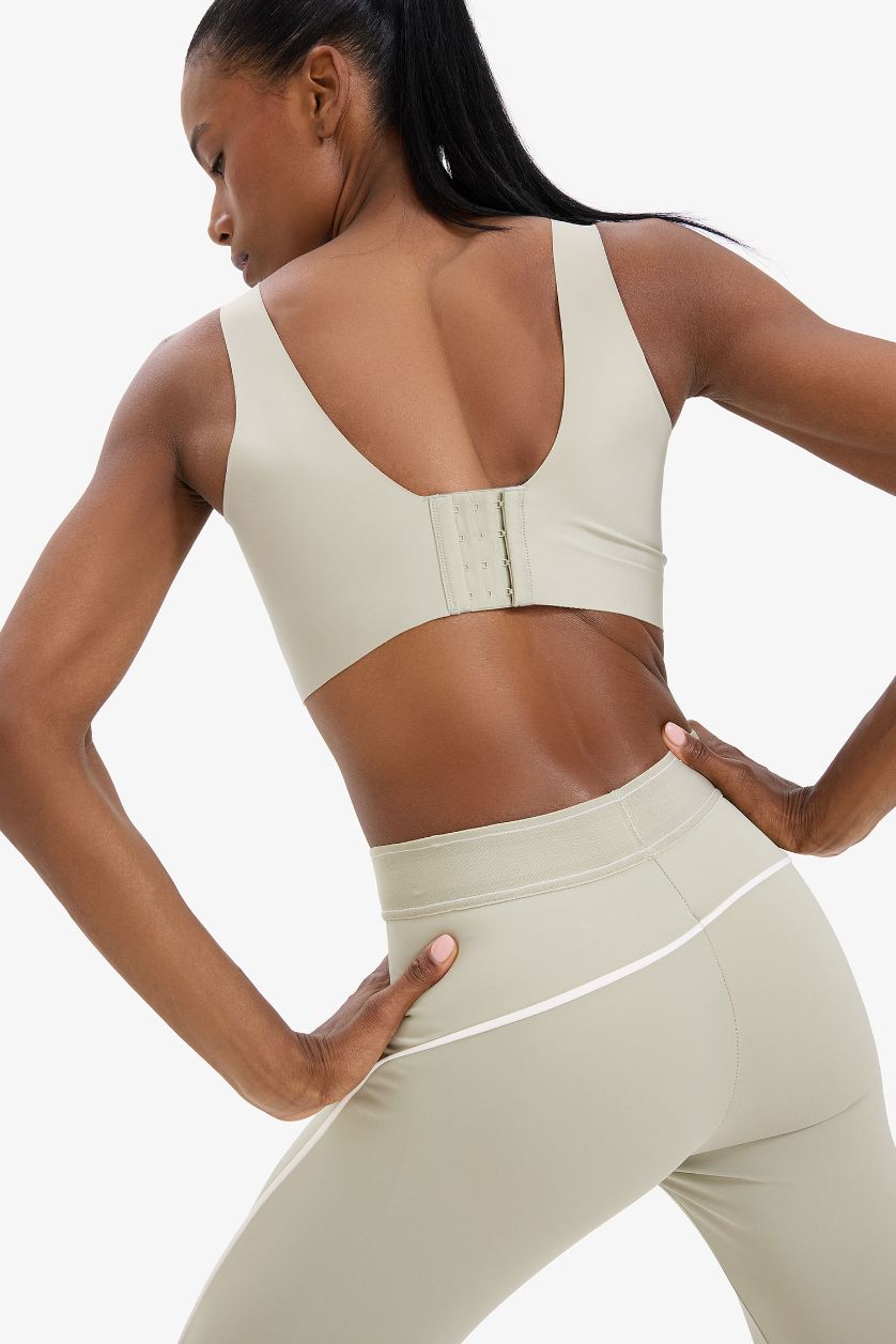 Woman Light Khaki DeFactoFit V Neck Heavy Fabric Sports Bra