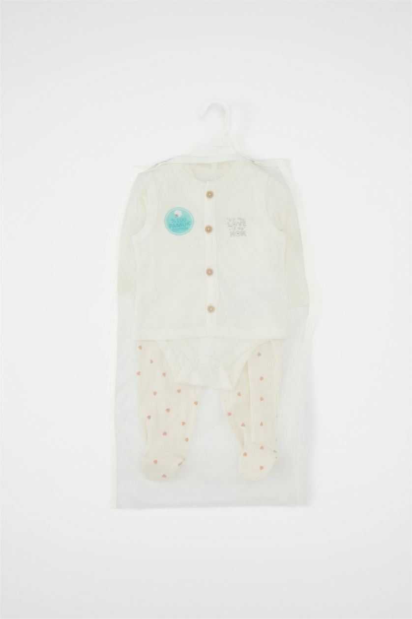 BABY GIRL Ecru Baby Girl Heart Patterned 3 Piece Newborn Set