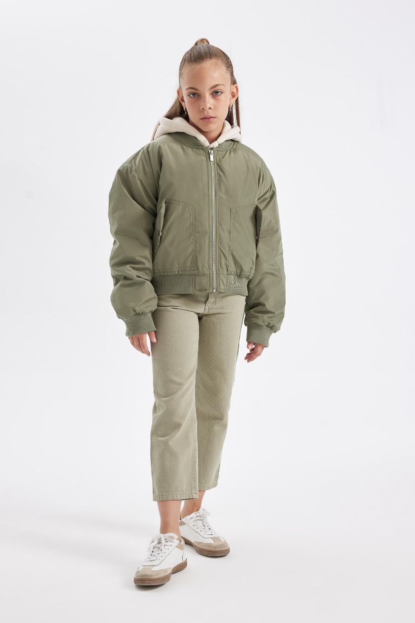 Kız Çocuk - Genç Kız Açık Haki Çıkarılabilir Kapüşonlu Ribana Kollu Çıtçıtlı Cepli Bomber Mont Kız Çocuk