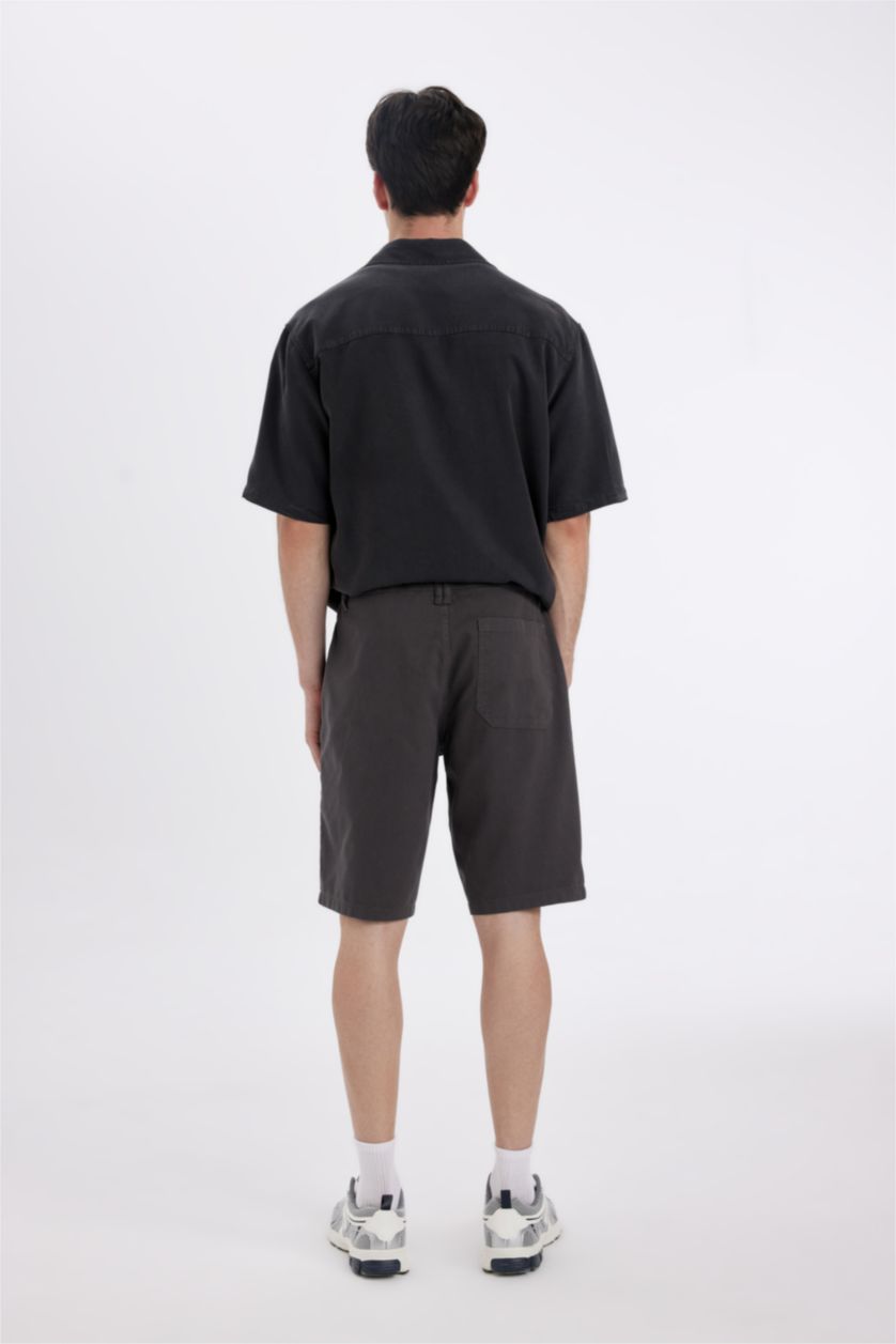 Erkek Antrasit %100 Pamuk Regular Fit Düz Paça Gabardin Bermuda Şort