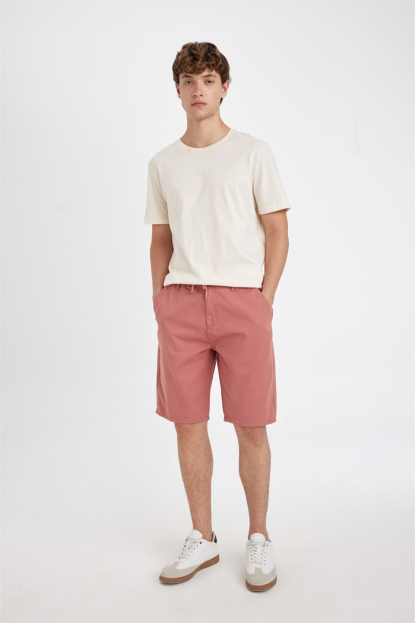 رجال برتقالي شورت قصة عادية بساق مستقيمة