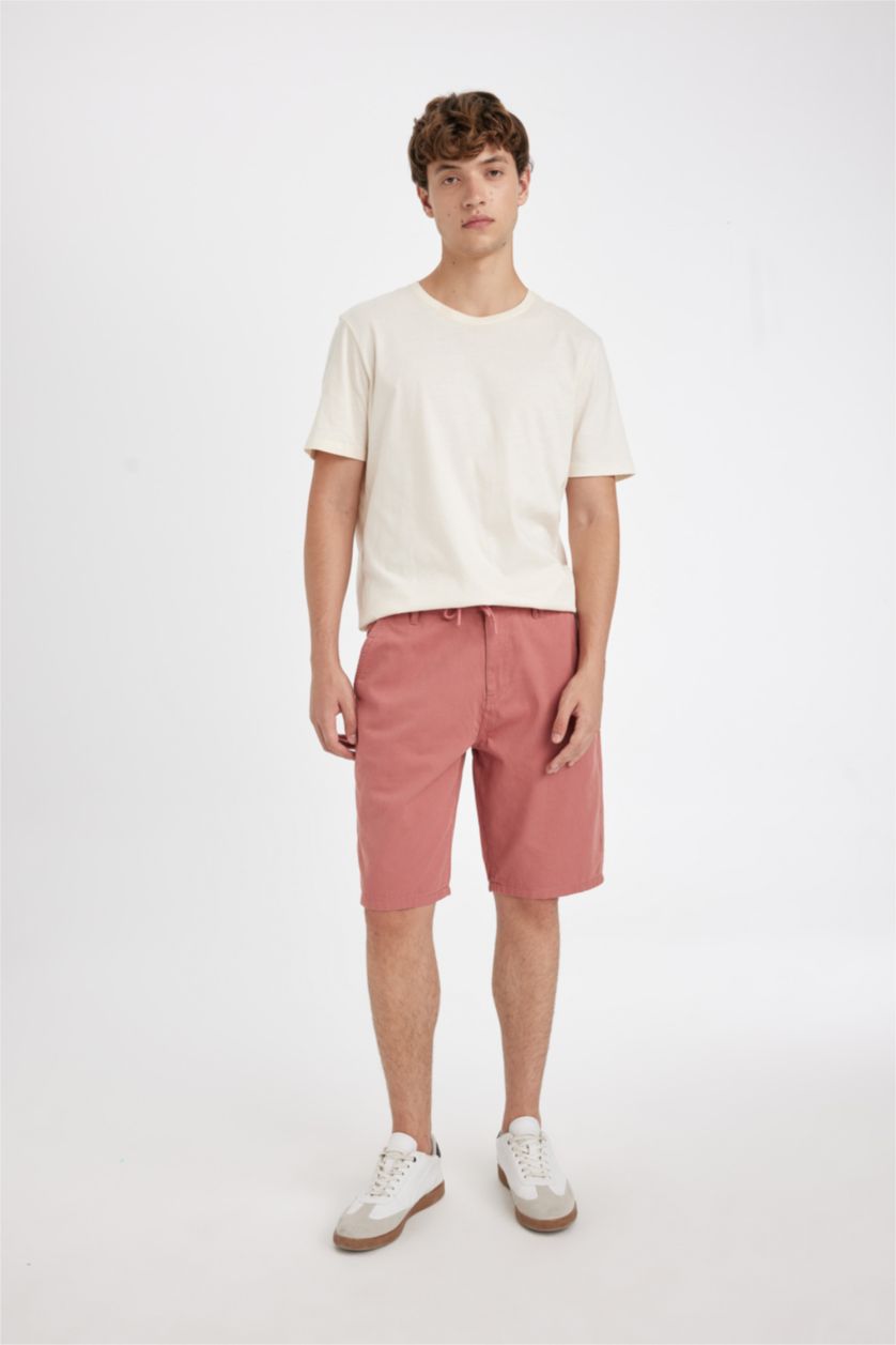 رجال برتقالي شورت قصة عادية بساق مستقيمة