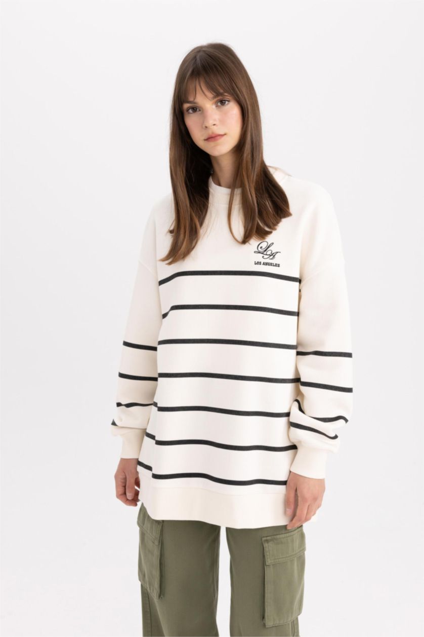 WOMAN Ecru Regular Fit Crew Neck Printed Soft Fluffy Thick Sweatshirt Tunic